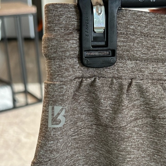 buffbunny joggers size 6 - Picture 6 of 13